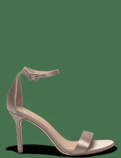 Allie Pavé-Buckle Satin Sandal - Bröllopsskor