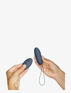 Amaysin Ribbed Rechargeable and Remote Controlled Love Egg - Beauty