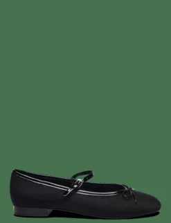 Ballerinas with strip and bow detail - Ballerinas