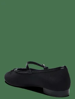 Ballerinas with strip and bow detail - Ballerinas