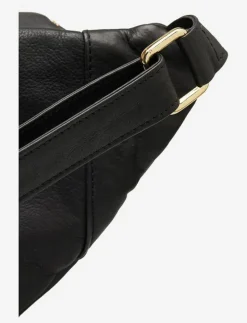 Bum Bag - Magväskor