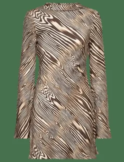 Cezanne Low Back Satin Mini dress - Korta klänningar