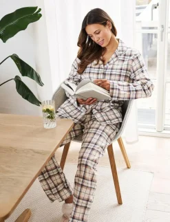 Check flannel pyjamas - Pyjamas