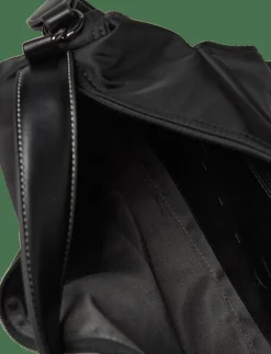 CITY MATTE TWILL - Kuvertväskor