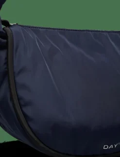 Day RE-Buffer Tuck Big - Handväskor