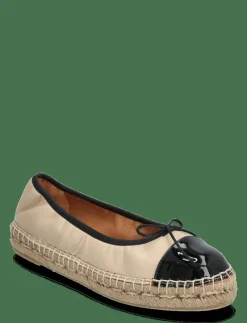 Espadrilles - Platta espadriller