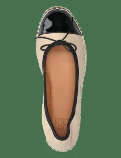 Espadrilles - Platta espadriller