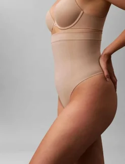 EXTRA FIRM SEAMLESS THONG - Seamless trosa