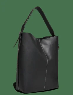 Glossy Mae Bag - Bucketväskor