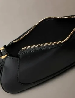 HARDWARE ZIP CROSSBODY - Crossbody Bags