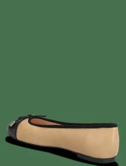 HIGHEST - Ballerinas