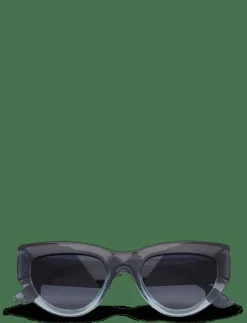 Kim Underwater - D-shaped