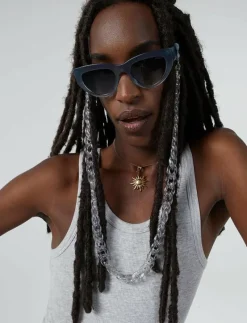 Kim Underwater - D-shaped