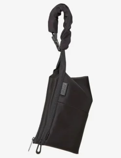 Kivu Small Sleek Nylon Black - Magväskor