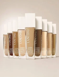 Lancôme Teint Idôle Ultra Wear Care & Glow 24H Healthy Glow Foundation 450W - Ansikte