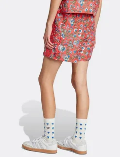 LIBERTY SHORTS - Casual shorts