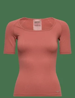 Luxe Seamless Short Sleeve - T-Shirts