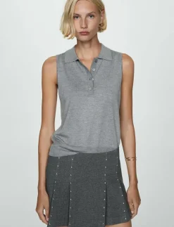 Mini-skirt with studs - Korta kjolar