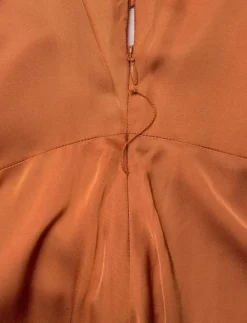 2ND Serene - Fluid Satin - Midiklänningar