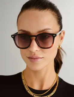 NO BIGGIE - D-shaped