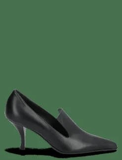 Pointed Leather Pumps - Pumps