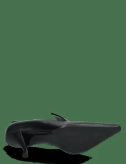 Pointed Leather Pumps - Pumps