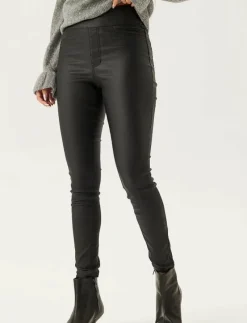 Push-Up Coated Slim Trousers - Stuprörsbyxor