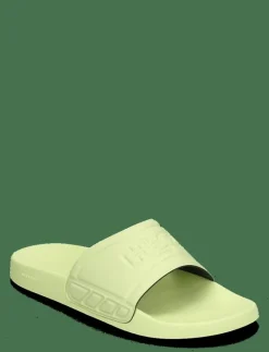 Resort Trek - Sandaler