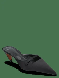 Satin kitten-heel shoes - Mules med klack