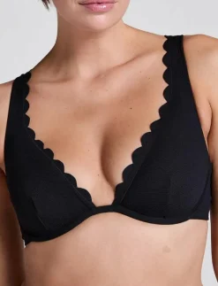 SCALLOP UP - Bikinitoppar med bygel