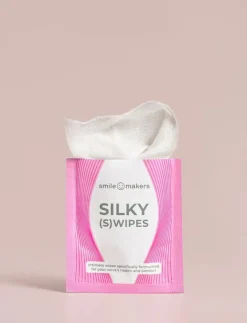 Silky Swipes - Beauty