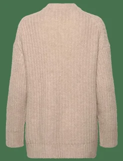 Soft Alpaca V-Neck Sweater - Stickat
