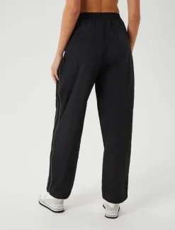 STUDIO PARACHUTE PANTS - Sweatpants