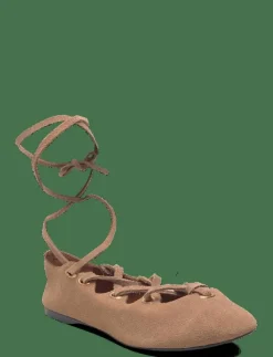 Suede ballet flats with crossed straps - Ballerinas