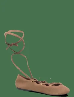 Suede ballet flats with crossed straps - Ballerinas