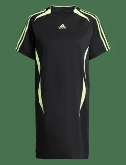 TEAMGEIST DRESS - Klänningar