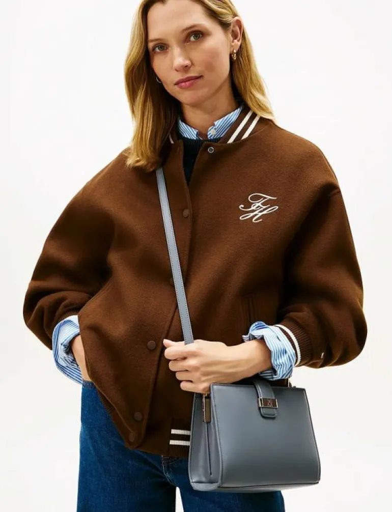 TH HERITAGE MINI SATCHEL - Handväskor