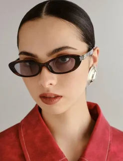 THE WHISPERER - Cat-Eye