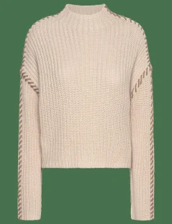 VMNEWCREAM LS FUNNELNECK PULLOVER BOO - Stickat