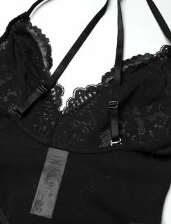 WHITNEY BODY - Bodies & slips